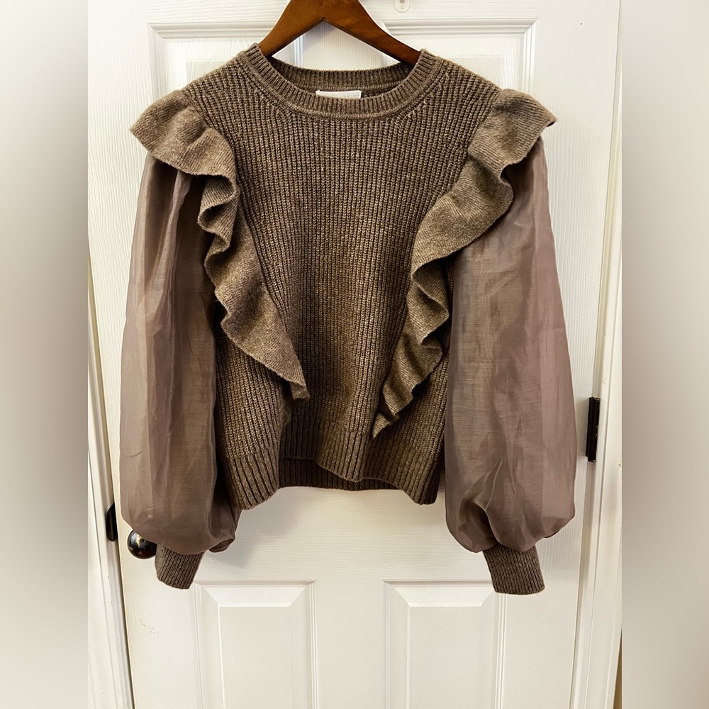 DESIGN HISTORY RUFFLED STATEMENT SLEEVE SWEATER SIZE SMALL